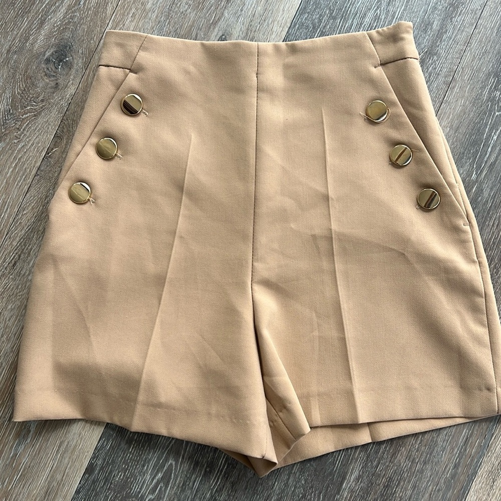 Zara Camel Shorts with side gold buttons